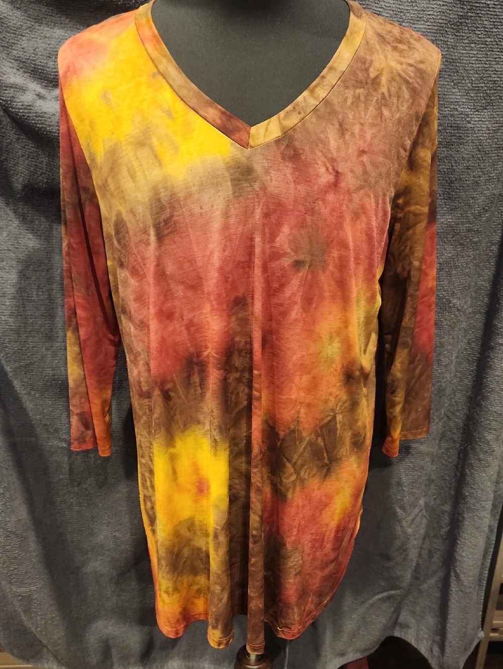 Women's V-Neck Long Sleeve Tie-Dye Tunic in Rust & Yellow